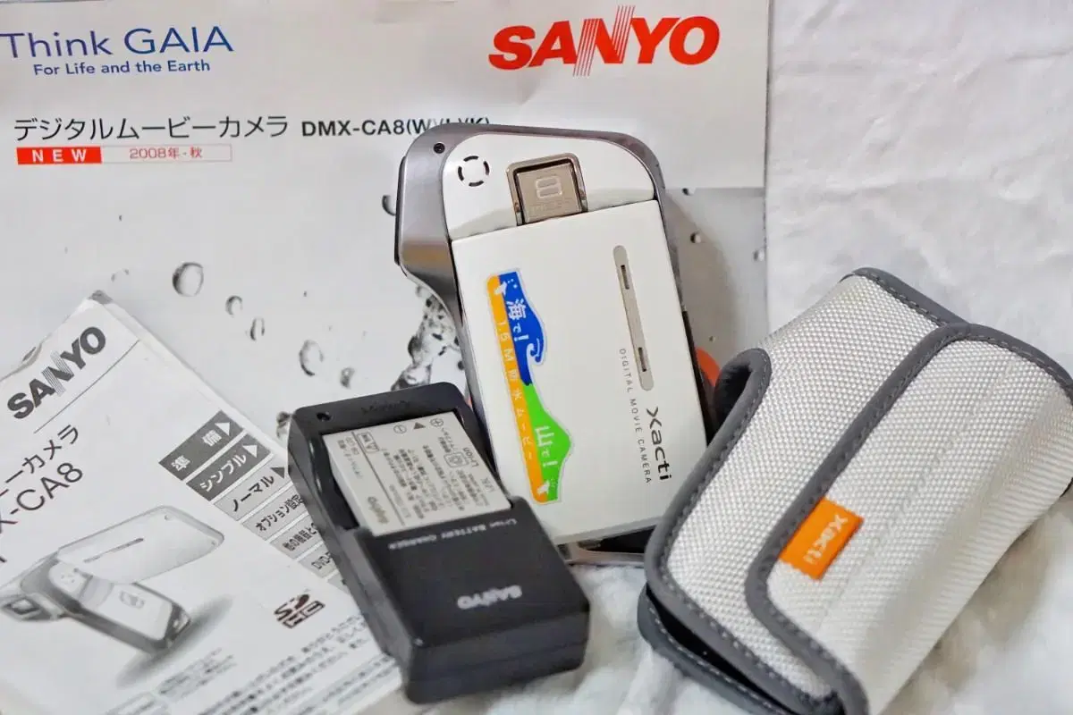 SANYO 防水型デジタルムービーカメラ Xacti DMX-CA65 一式